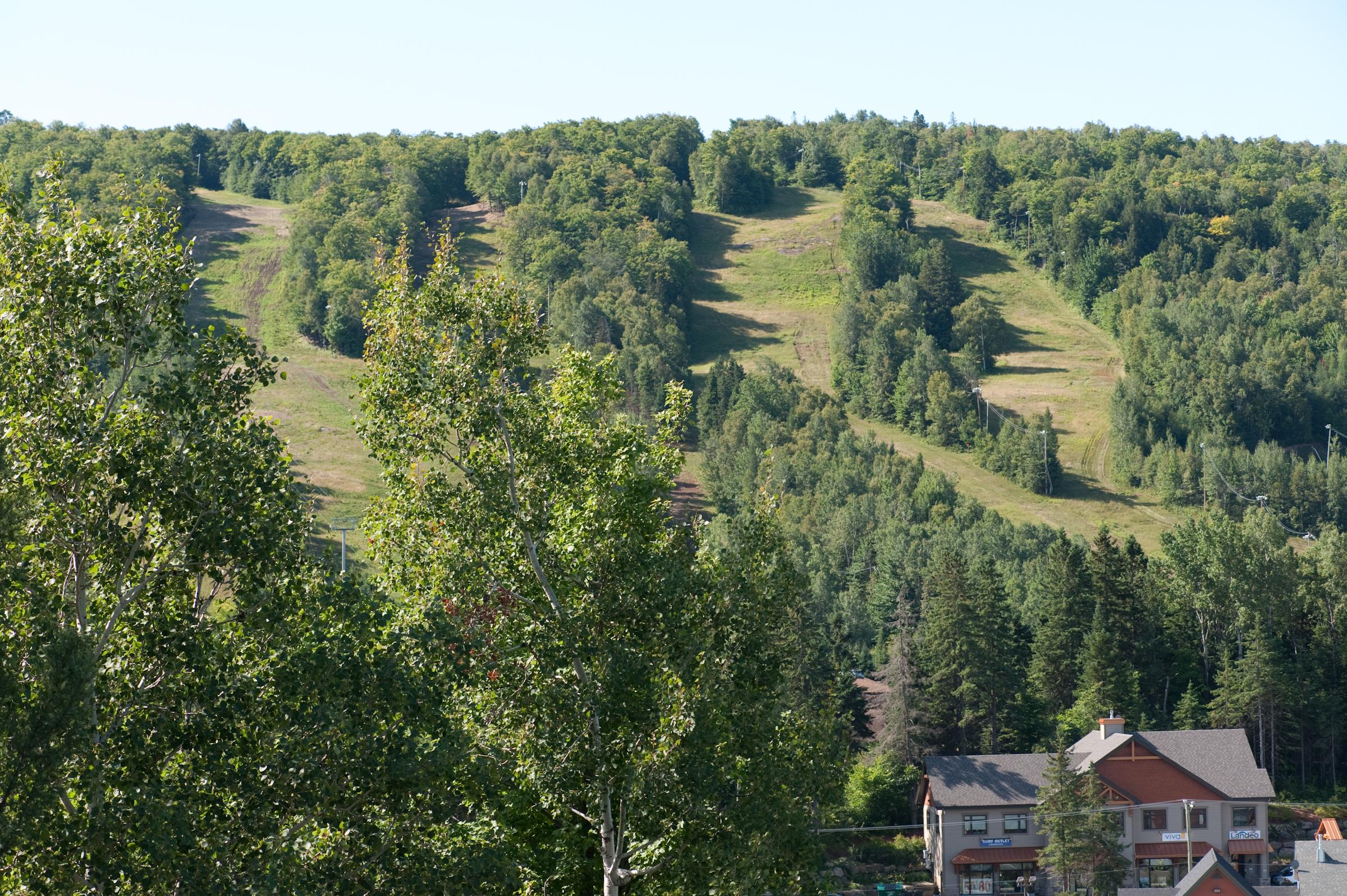 Hotel St-Sauveur Saint-Sauveur-des-Monts Kültér fotó