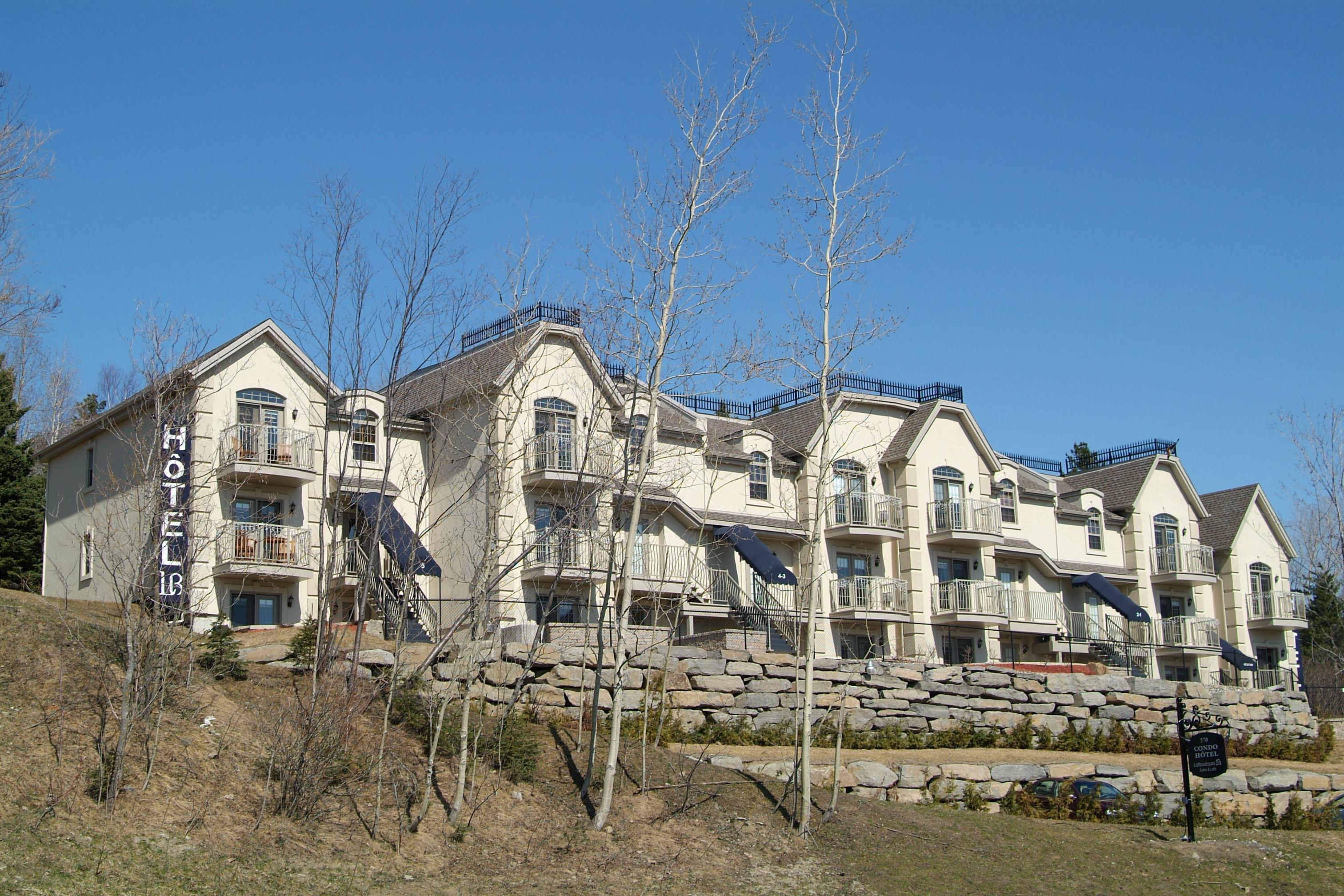 Hotel St-Sauveur Saint-Sauveur-des-Monts Kültér fotó